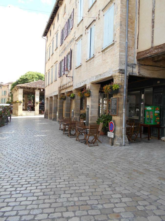 Вилла 7 Rue Droite Сент-Антонен Экстерьер фото